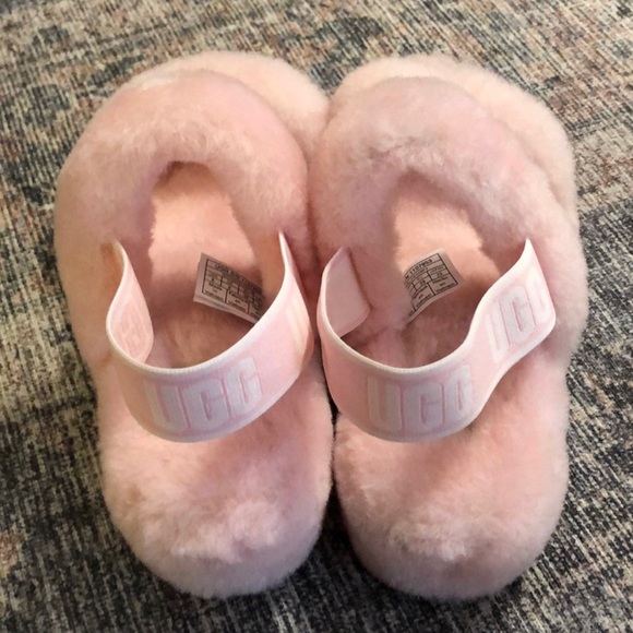 Ugg slippers - Picture 2 of 2